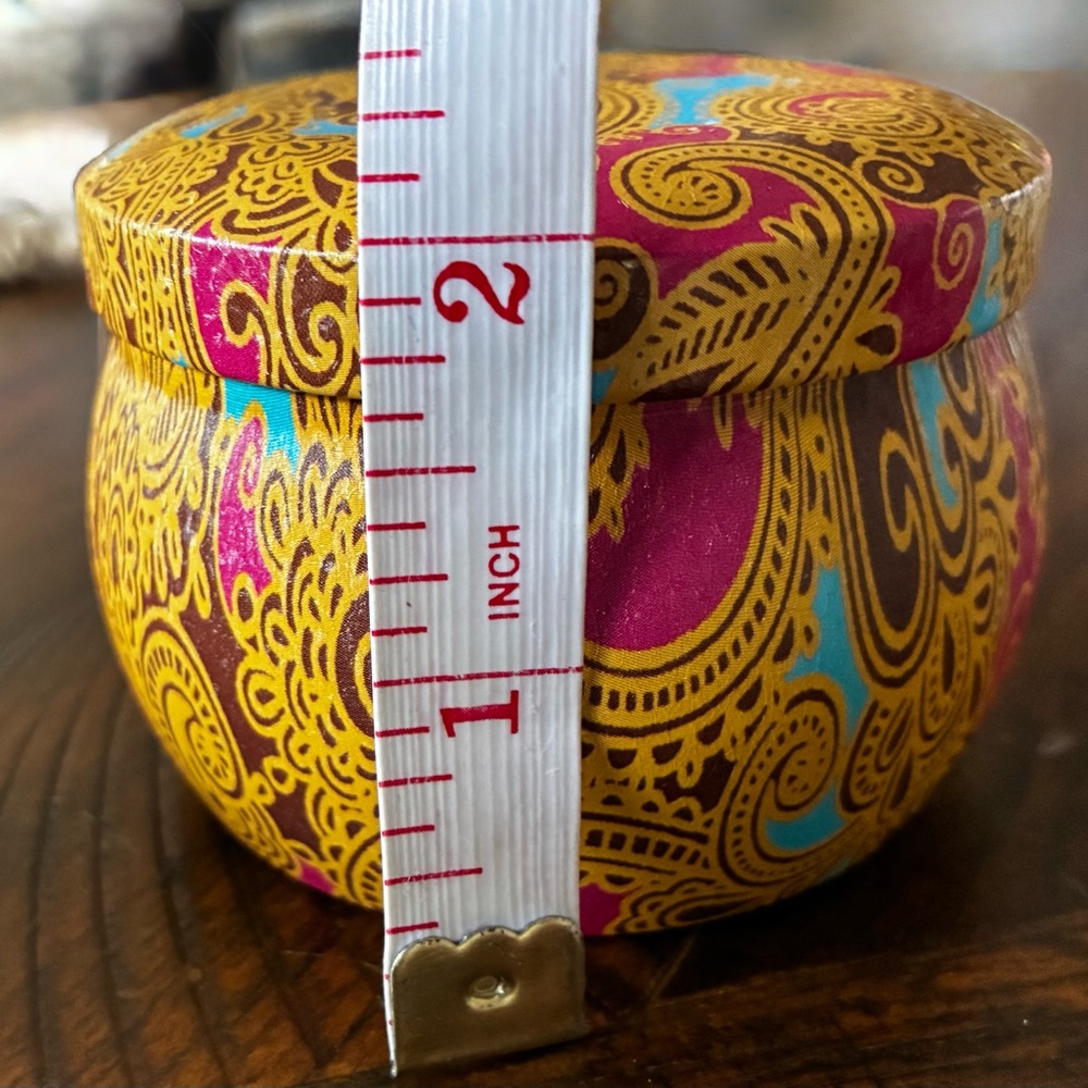 Decorative Patterned Candles - Picture 5 of 5